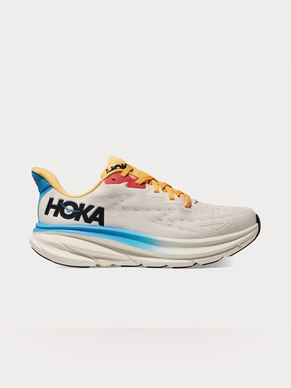 Hoka One One Clifton 9
Blanc De Blanc Swim Day  women size 8.5 gently used
